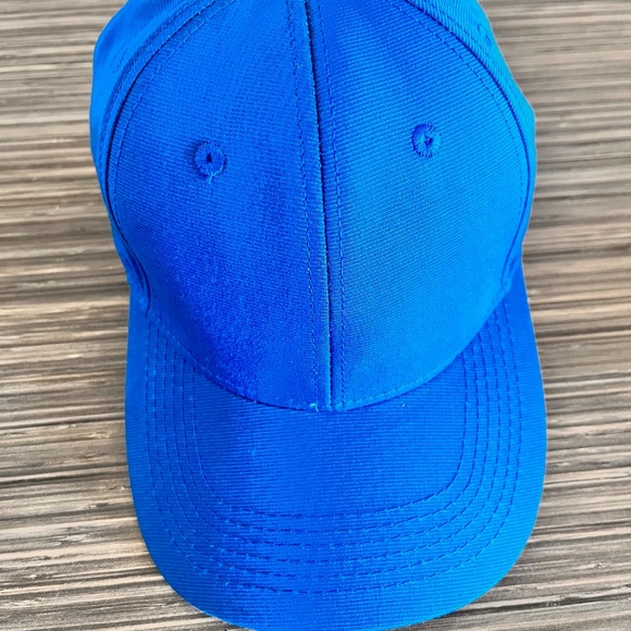 Baseball Caps - Picture 5 of 9